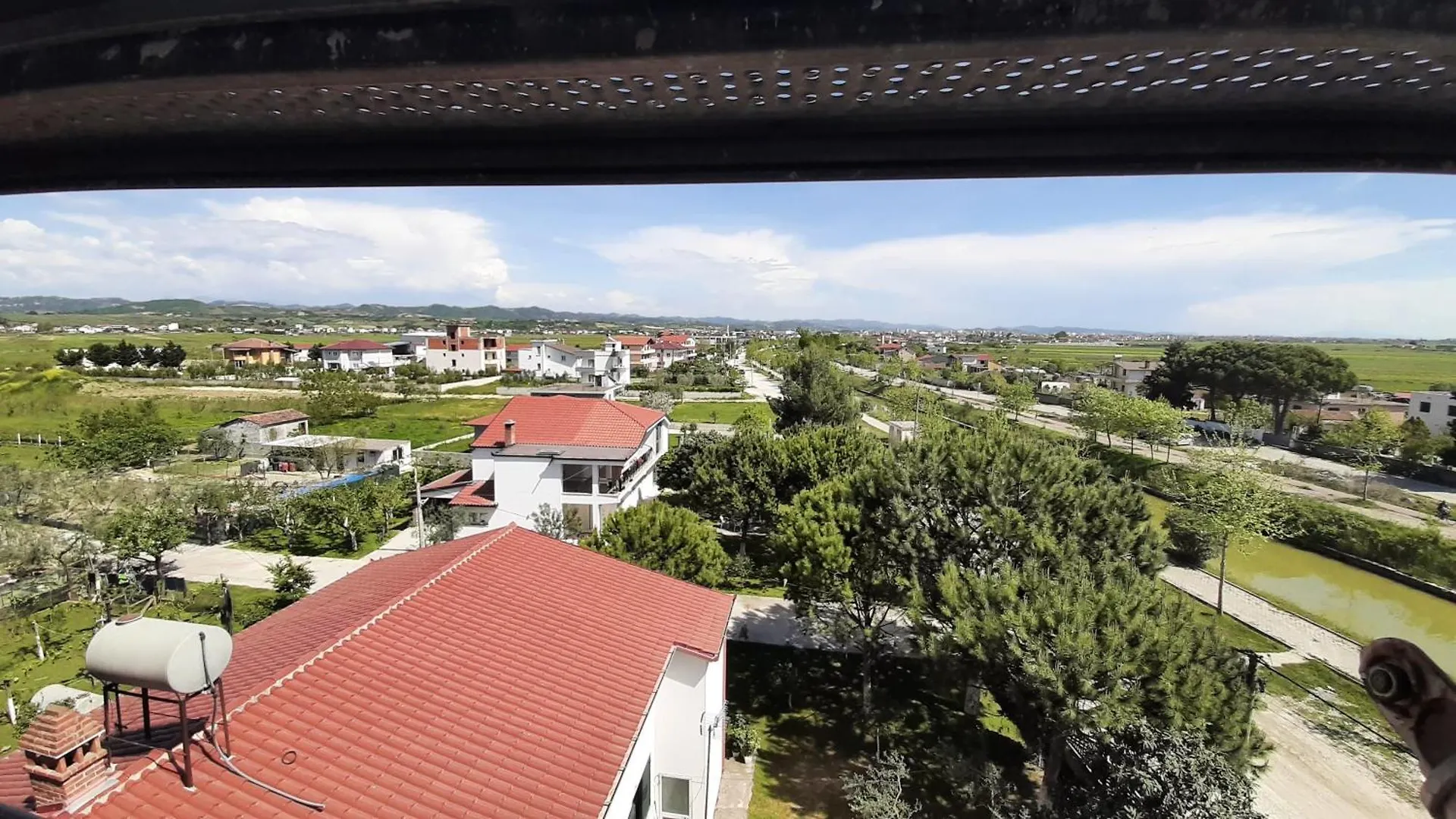 Sunrise Apartment Rruga Qeret Kavaja